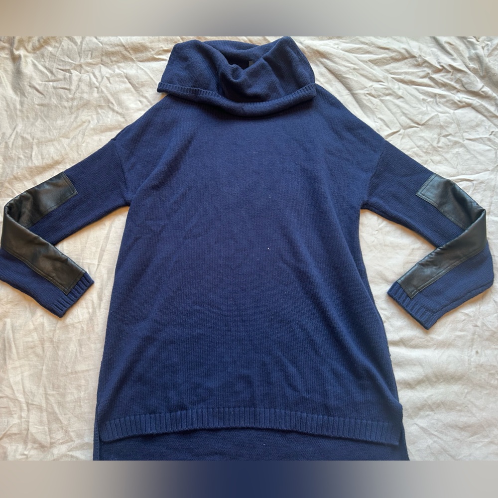 BCBGMAXAZRIA Womens XXS Navy Cowl Neck Sweater Tunic Leather Sleeve Panels